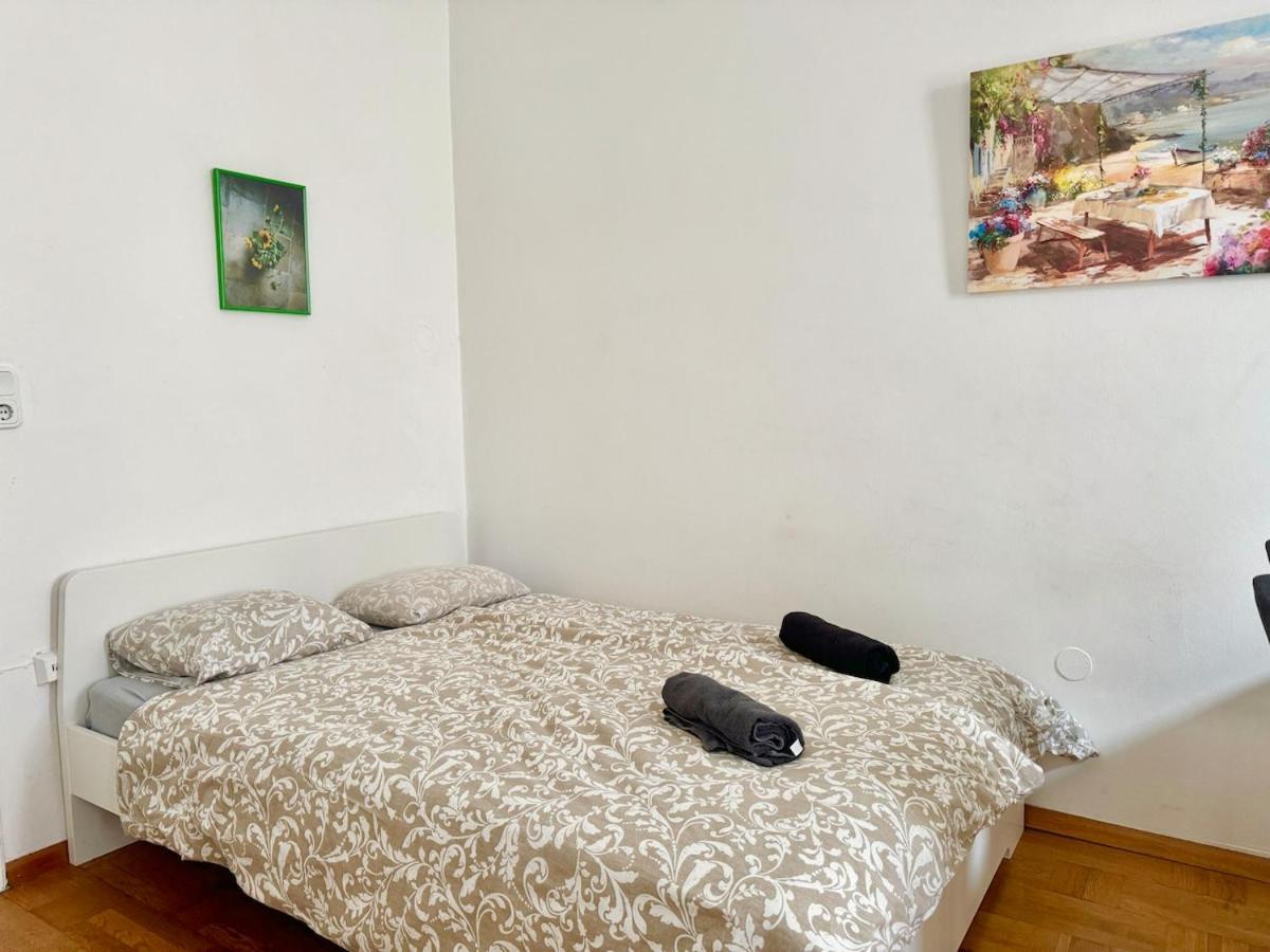 Stylish Flat In Heart Of Apartment
